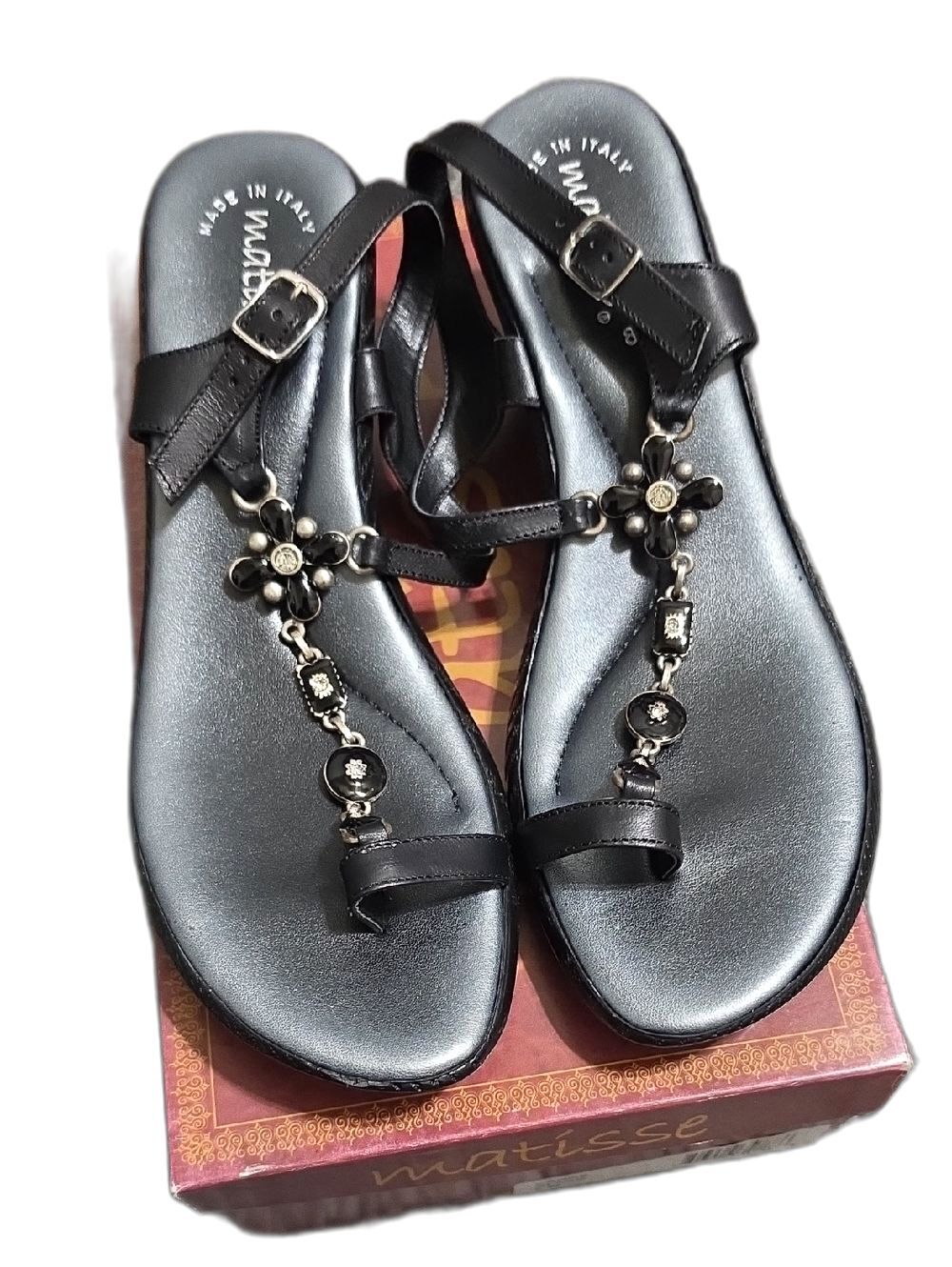 NWT Matisse Black Jeweled Floral T-Strap Sandals